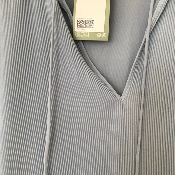 H&M Light Blue Long Sleeve Dress - Picture 2 of 4